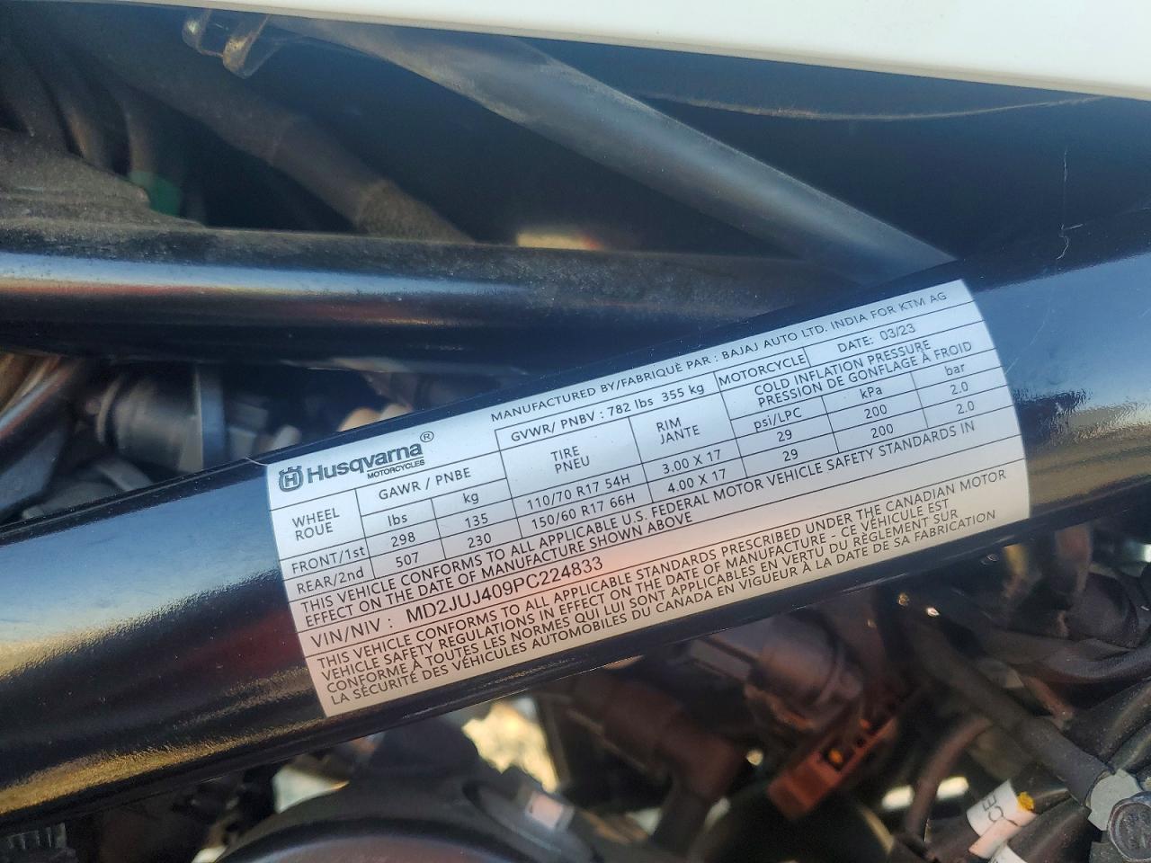 2023 Husqvarna Vitpilen 401/SVARTPILEN 401