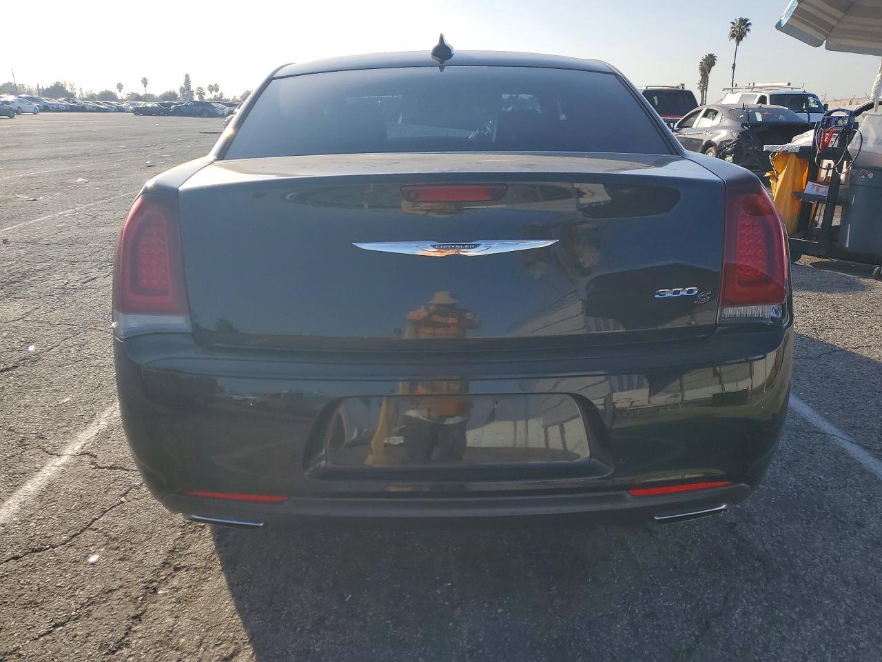 2015 Chrysler 300 s