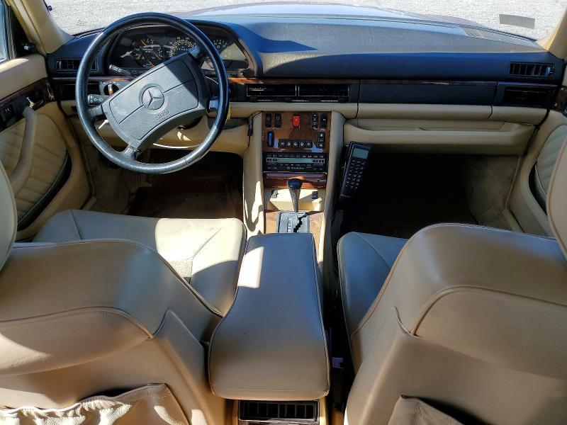 1990 Mercedes-Benz 560 sel