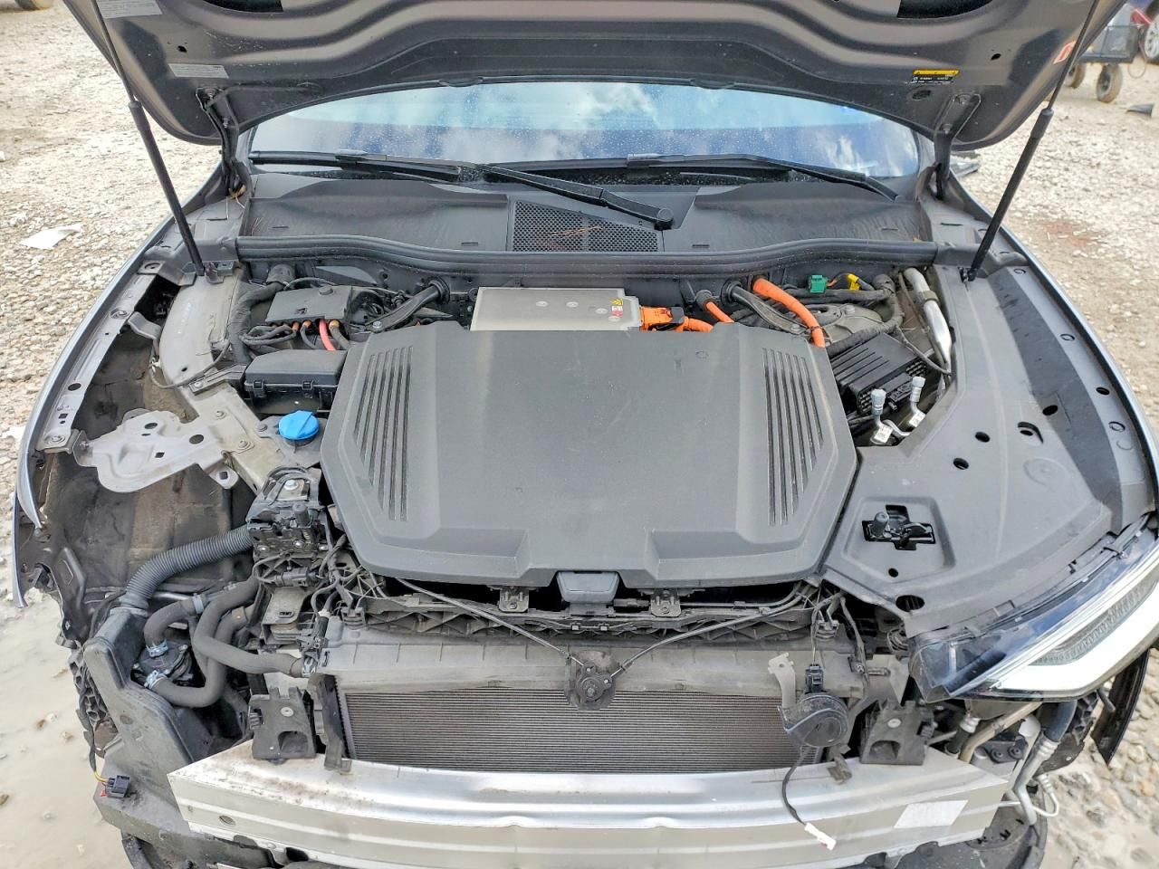 2021 Audi E-tron Premium Plus