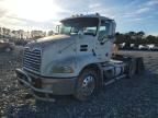 2015 Mack CXU613 Semi Truck