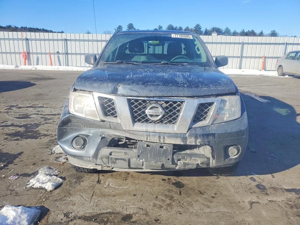 2016 Nissan Frontier s