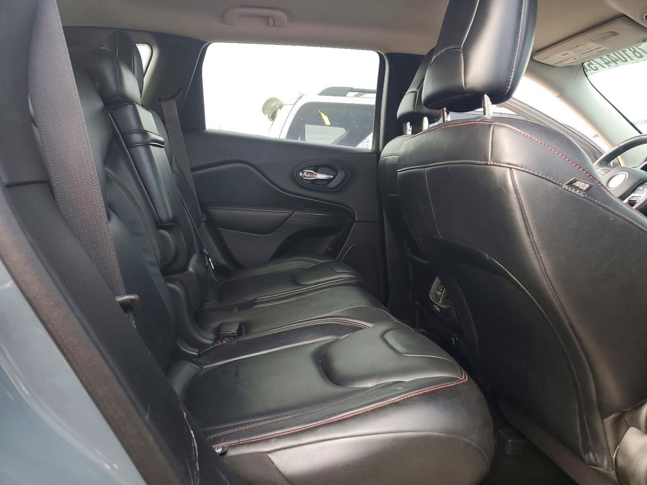 2014 Jeep Cherokee Trailhawk