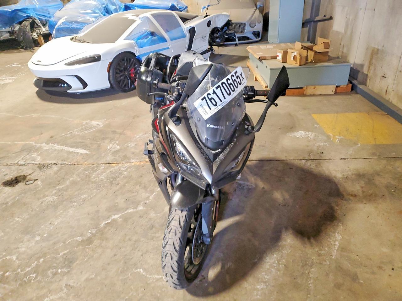 2022 Kawasaki ZX1002 K