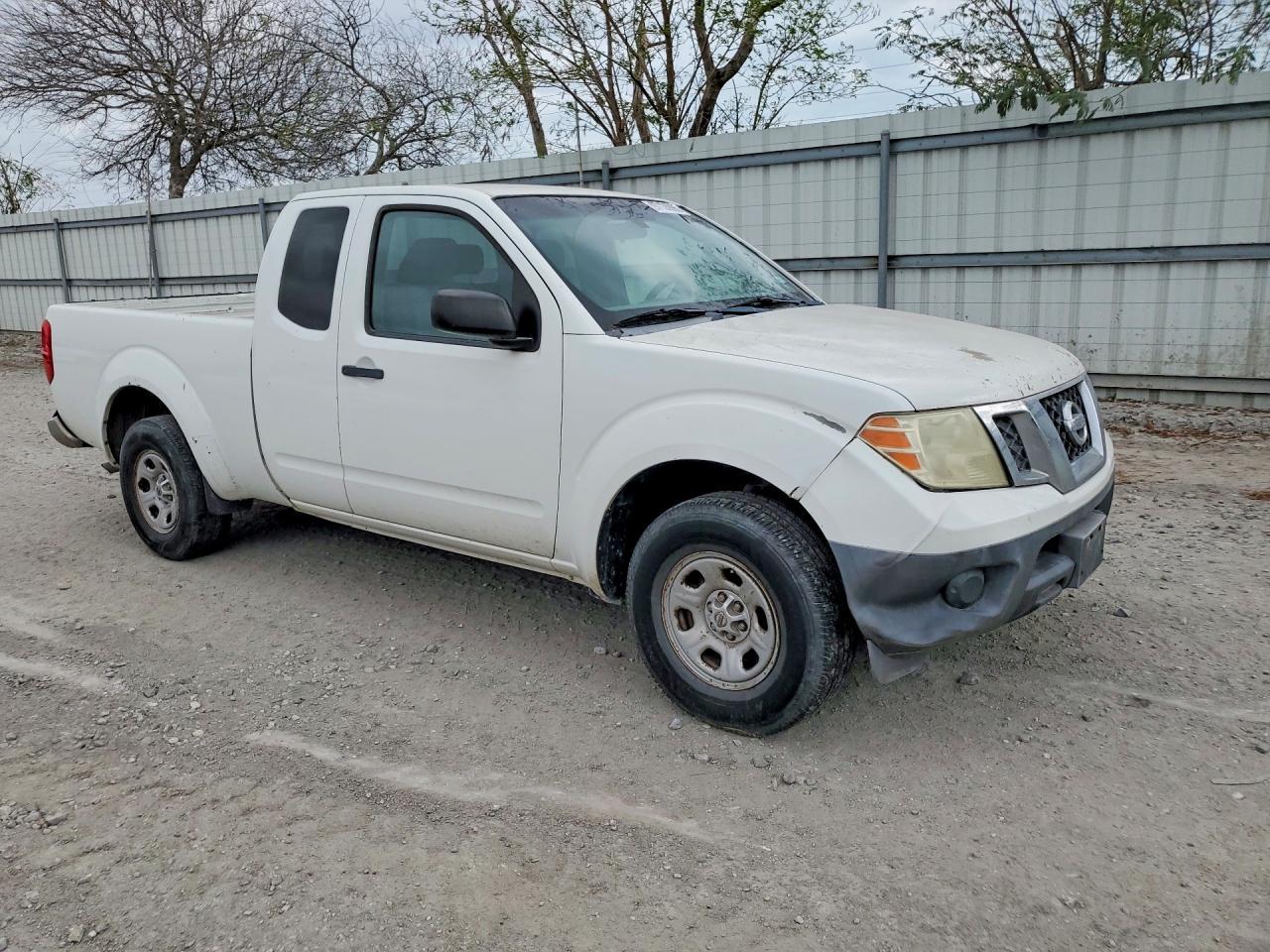 2013 Nissan Frontier S