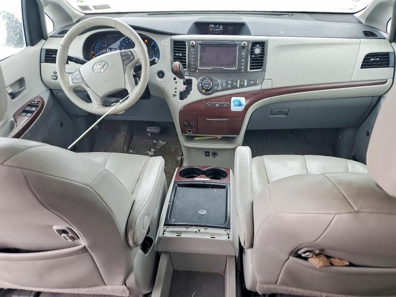 2011 Toyota Sienna