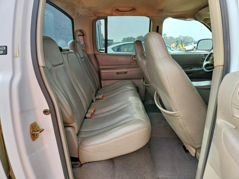 2001 Dodge Dakota Quattro