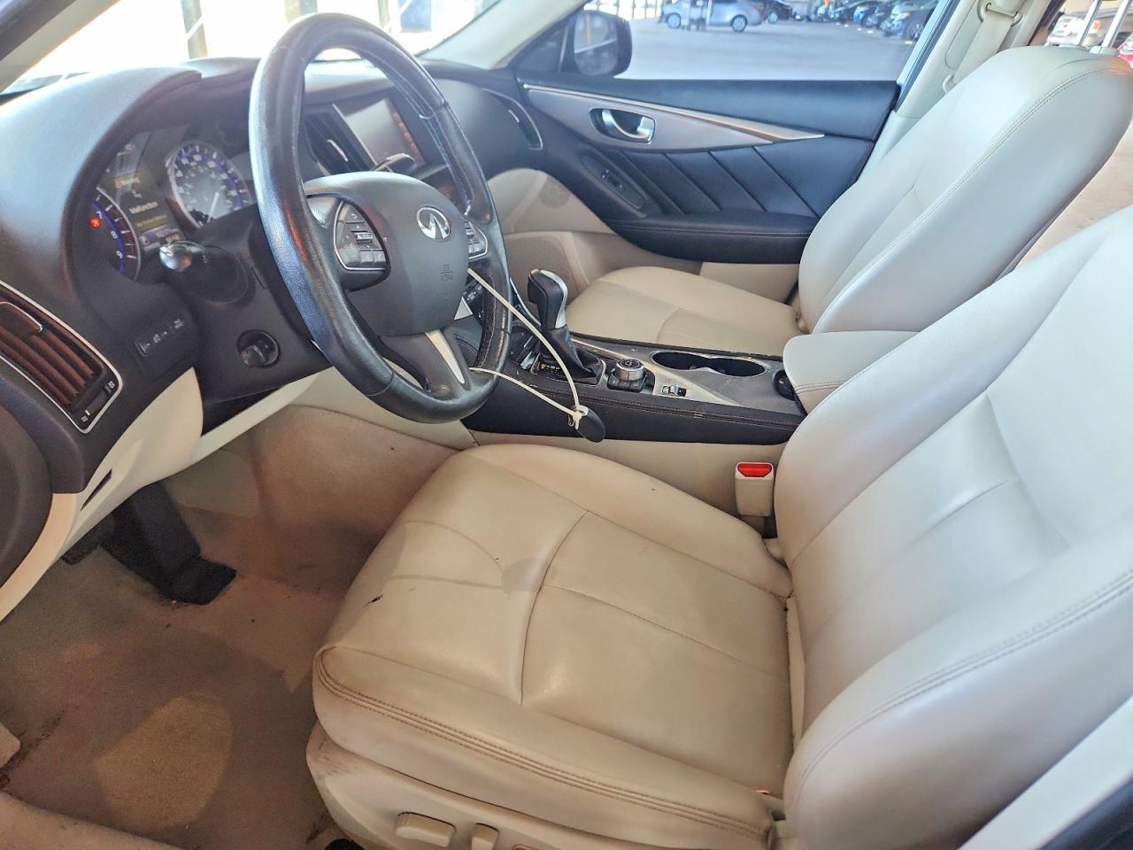 2016 Infiniti Q50 Premium