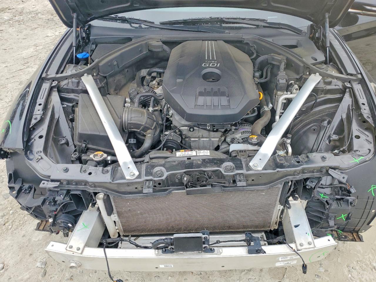 2023 Genesis G70 Base