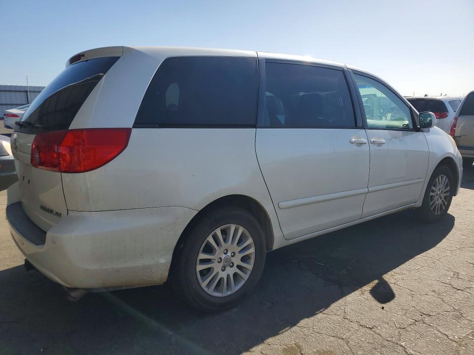 2010 Toyota Sienna xle