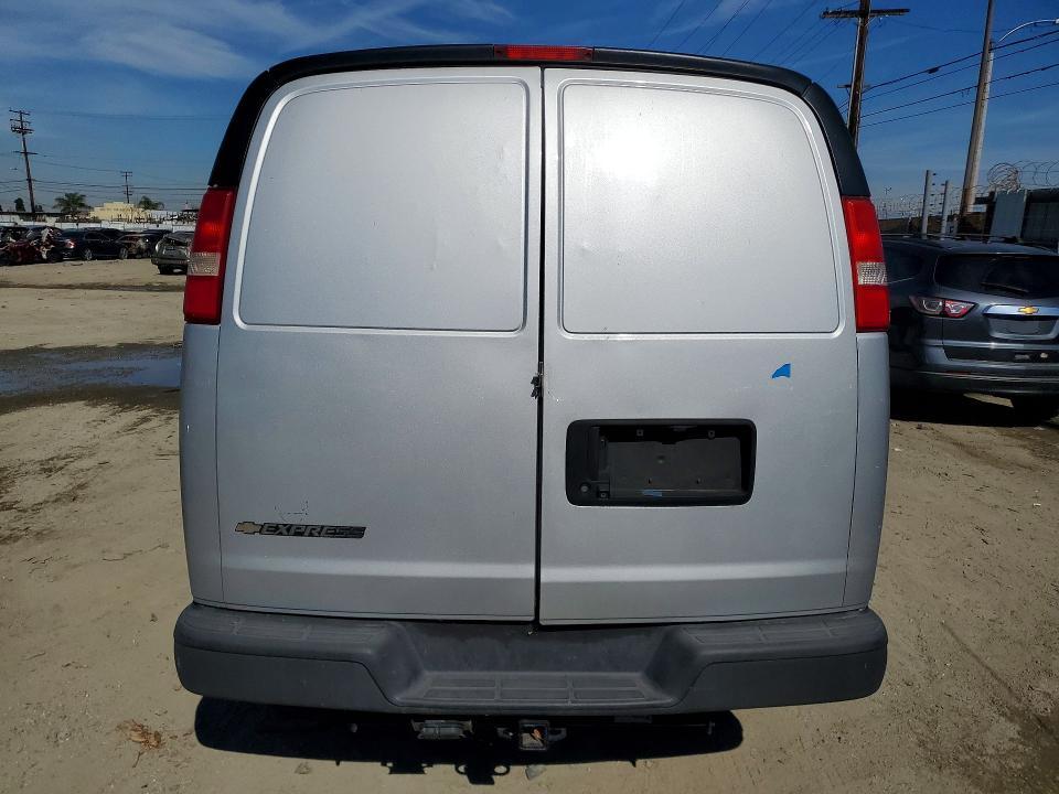2018 Chevrolet Express 3500 Utility / Service van
