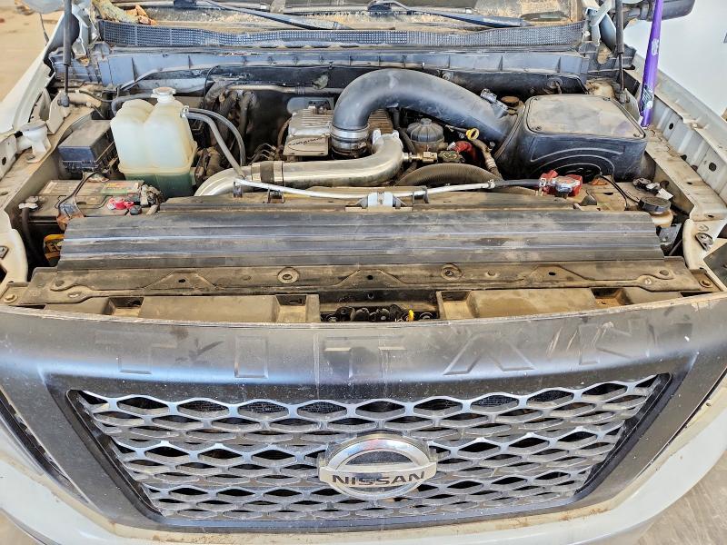 2017 Nissan Titan xd sv