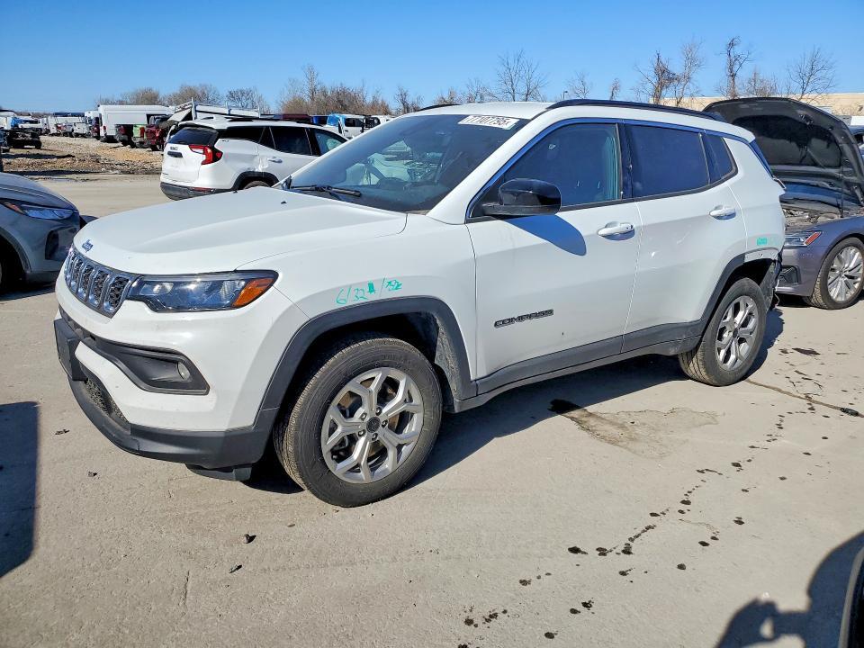 2025 Jeep Compass Latitude