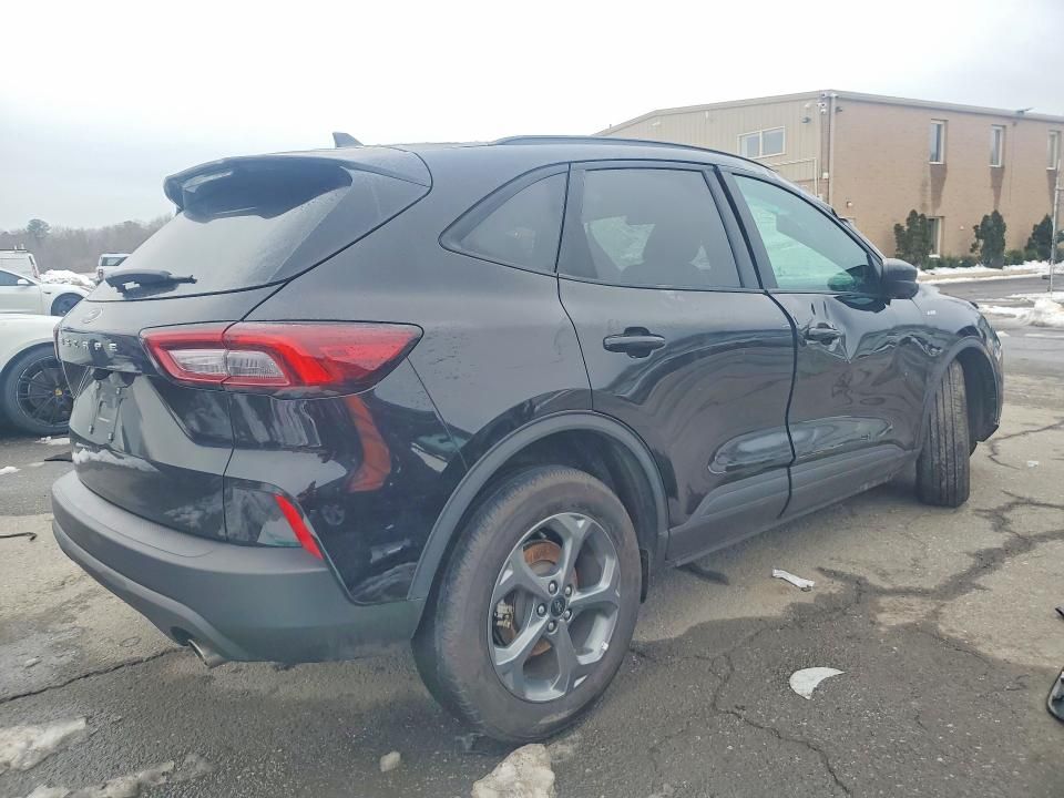 2025 Ford Escape st Line