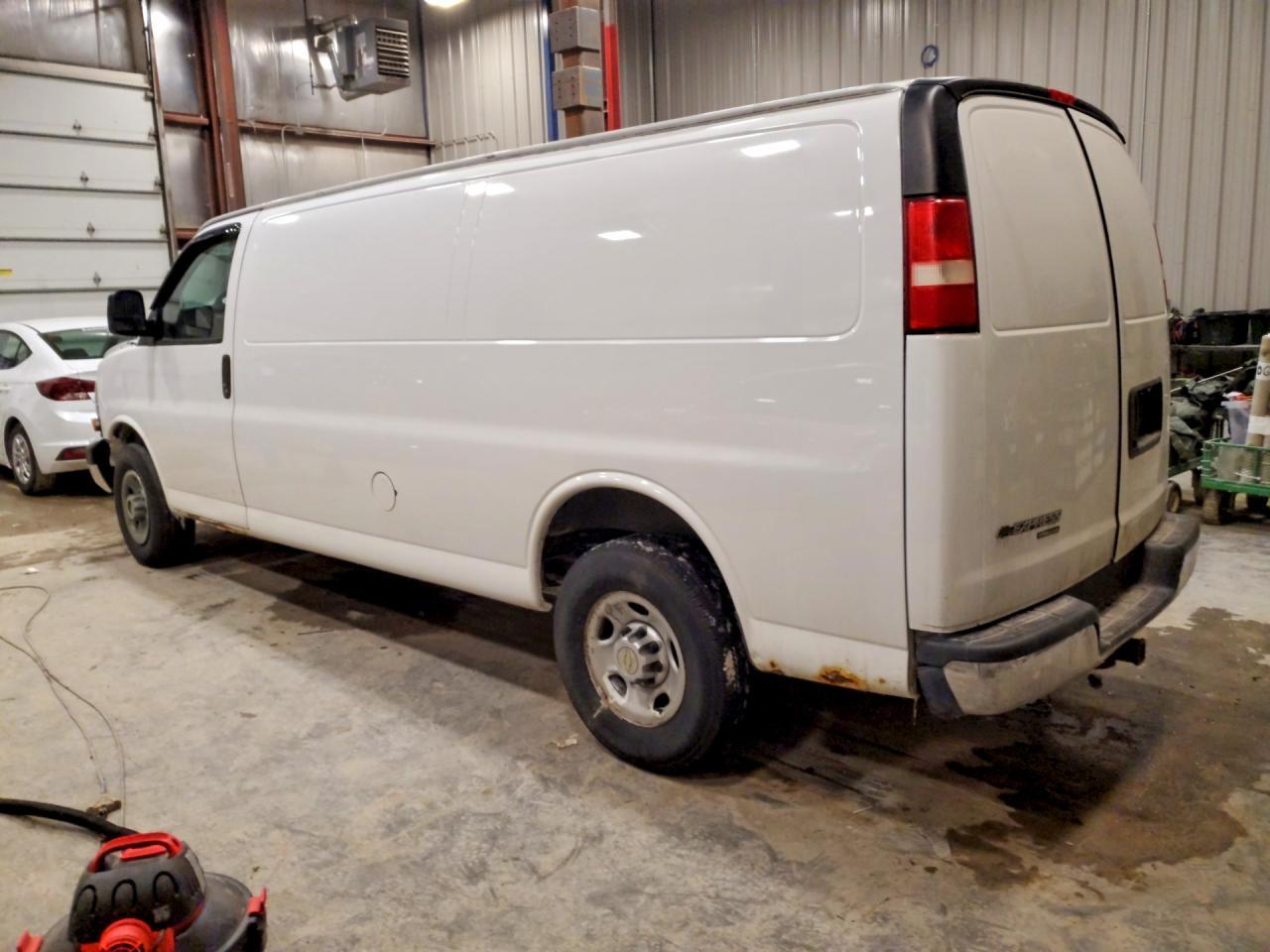 2013 Chev Rolet Express 3500 Cargo Utility / Service Van