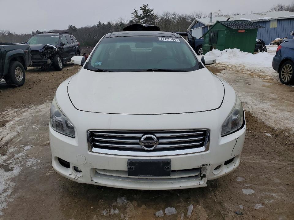 2012 Nissan Maxima s