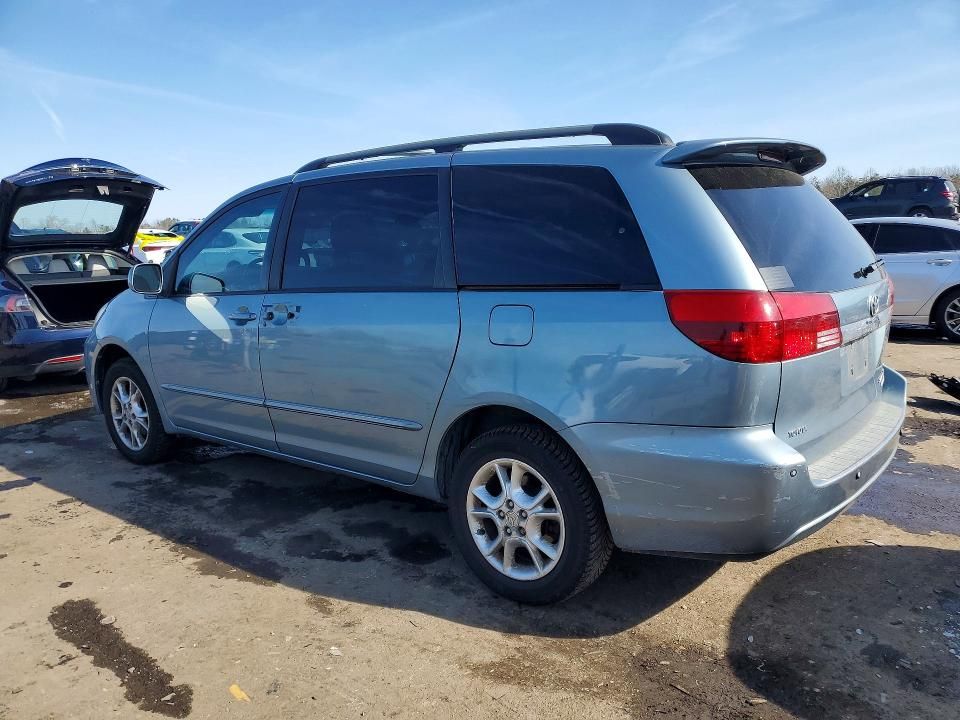 2005 Toyota Sienna xle