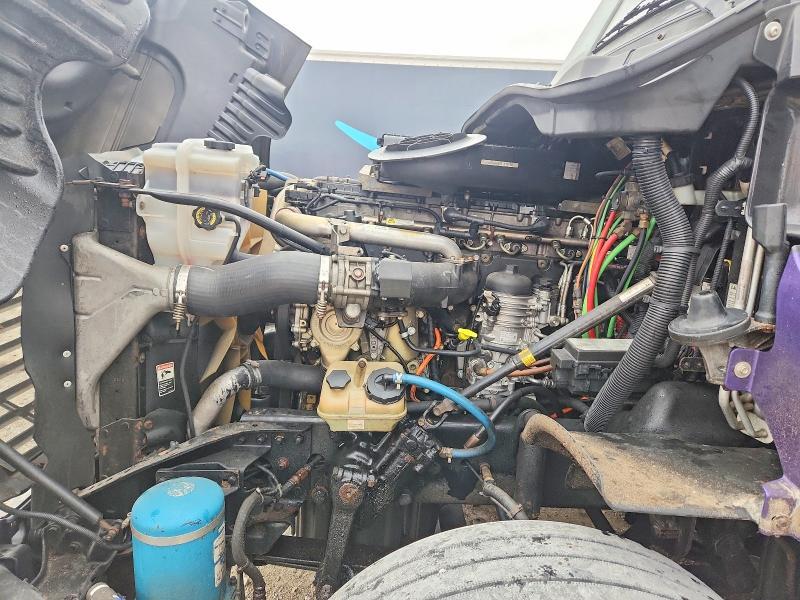 2013 Freigliner 2013 Freightliner Cascadia Semi Truck