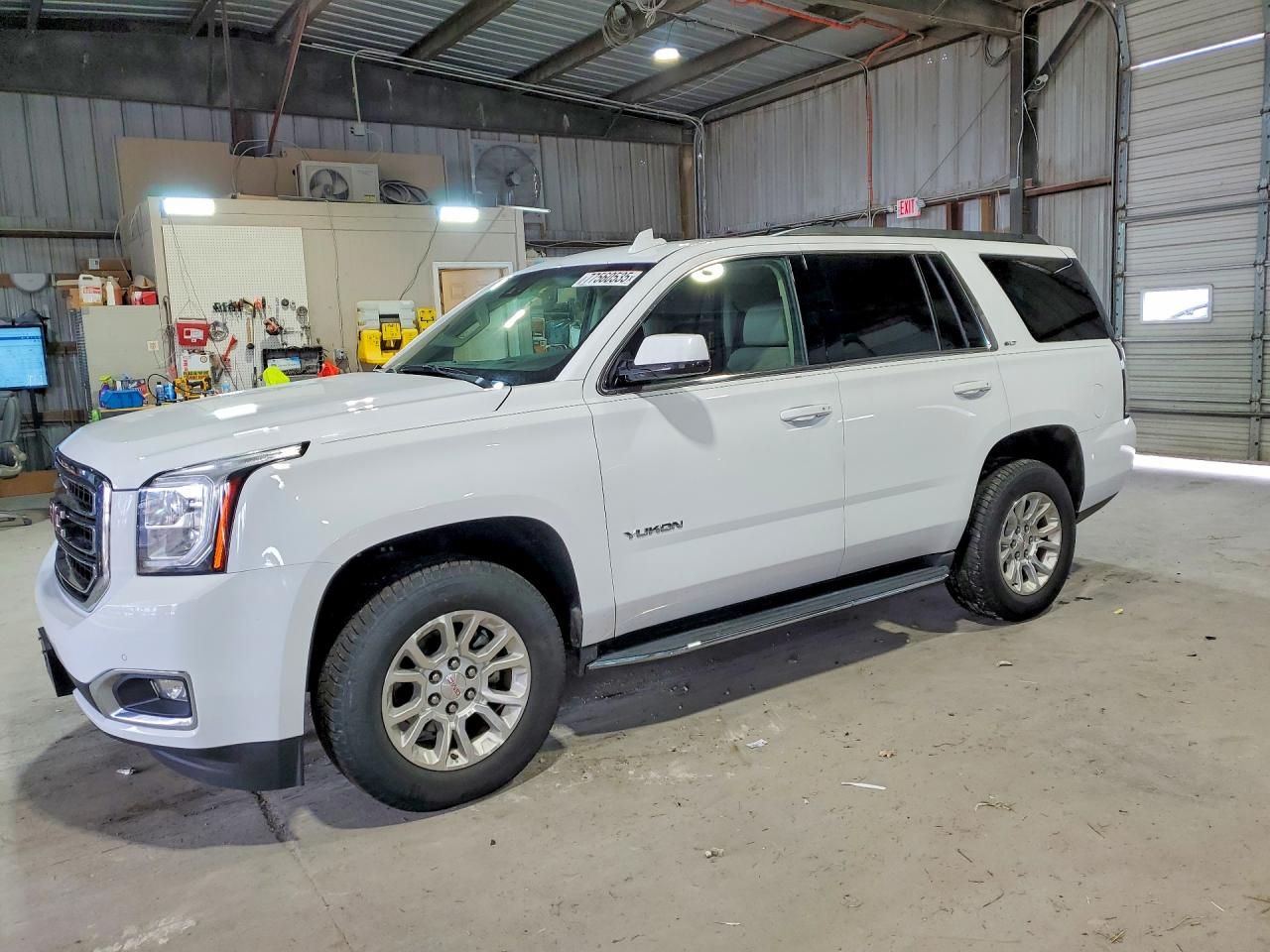 2017 GMC Yukon slt