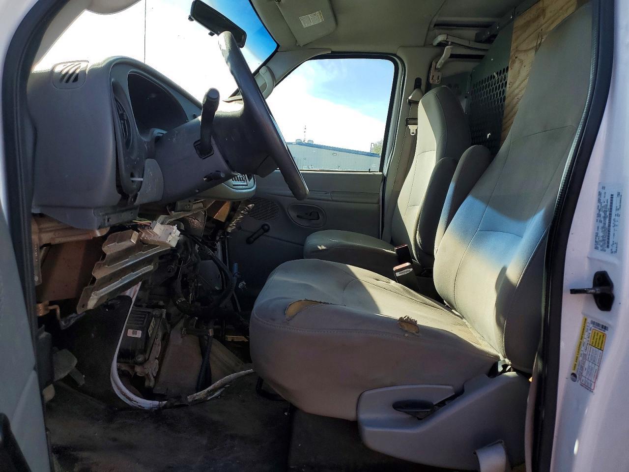 2006 Ford E350 Utility / Service van