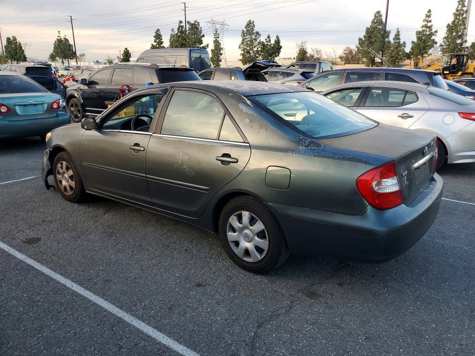 2002 Toyota Camry le