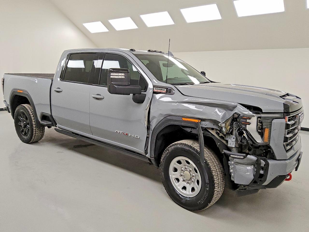 2025 GMC Sierra K2500 AT4