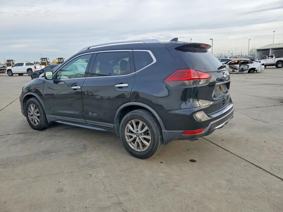2018 Nissan Rogue s