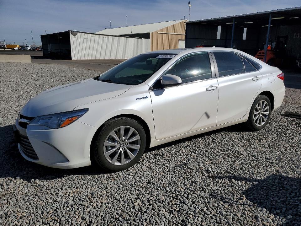 2017 Toyota Camry Hybrid