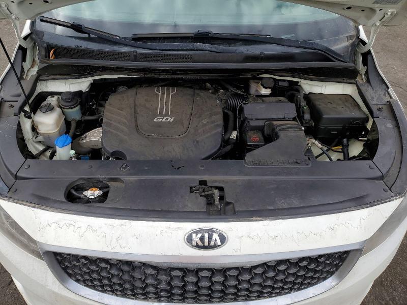 2016 KIA Sedona lx