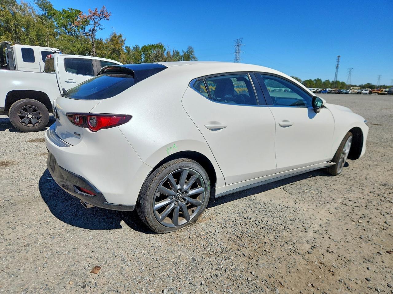 2023 Mazda 3 Preferred