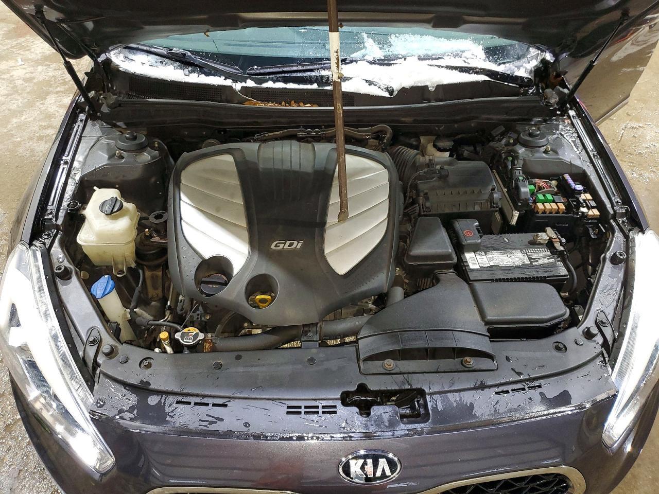 2015 KIA Cadenza Premium