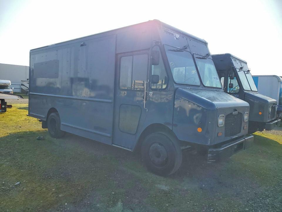 2020 Freightliner Chassis m Line Walk-in van