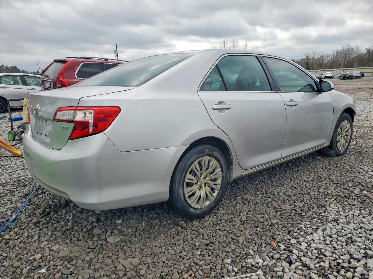 2013 Toyota Camry le