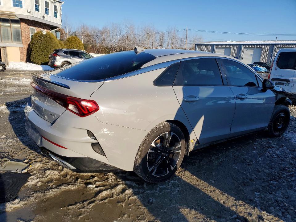 2023 KIA K5