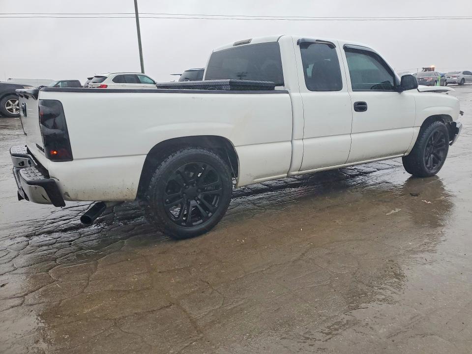 2004 Chevrolet Silverado C1500