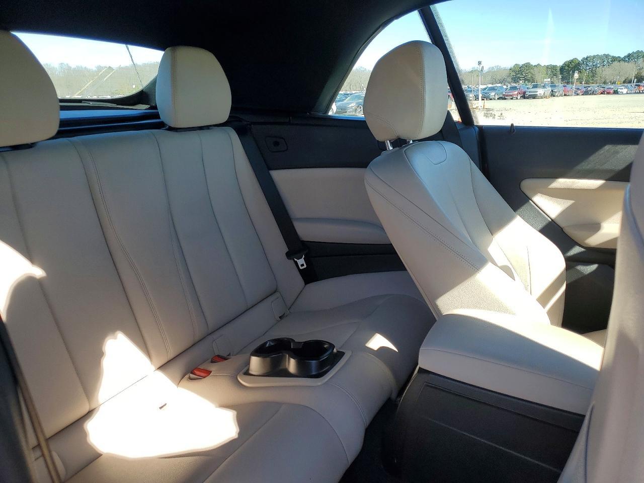 2016 BMW 228 xi Sulev