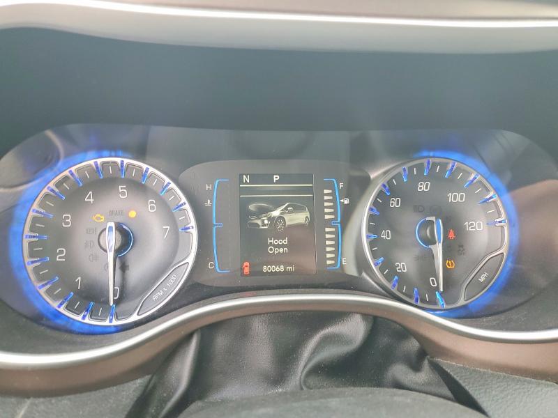 2017 Chrysler Pacifica Touring l
