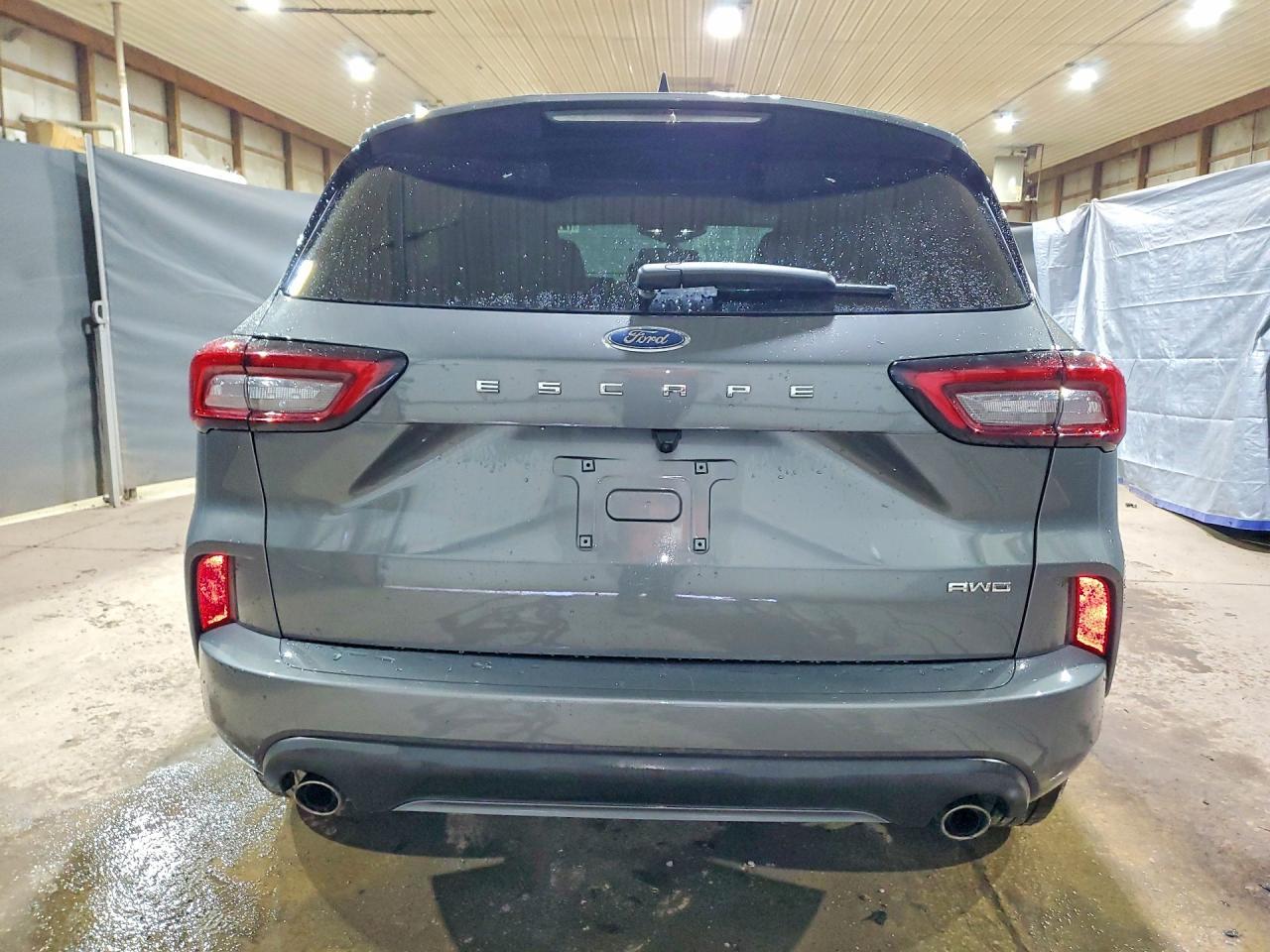 2024 Ford Escape st Line