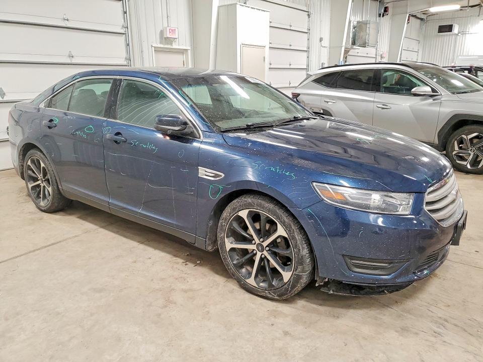 2016 Ford Taurus sel