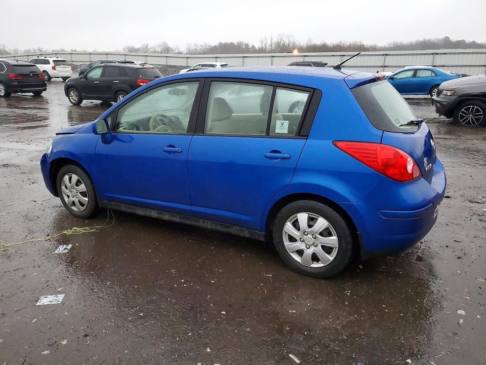 2009 Niss Versa 1.8 s