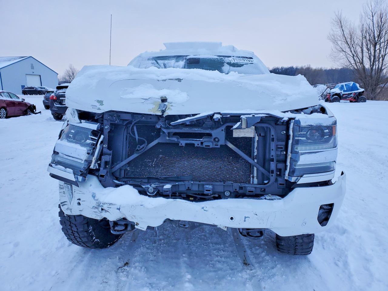 2016 Chevrolet Silverado K1500 High Country
