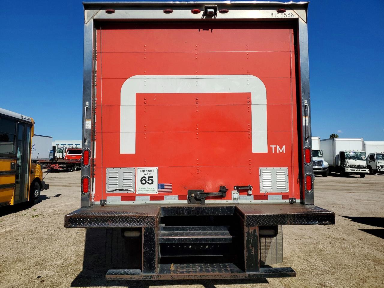 2017 Hino 195 BOX Truck