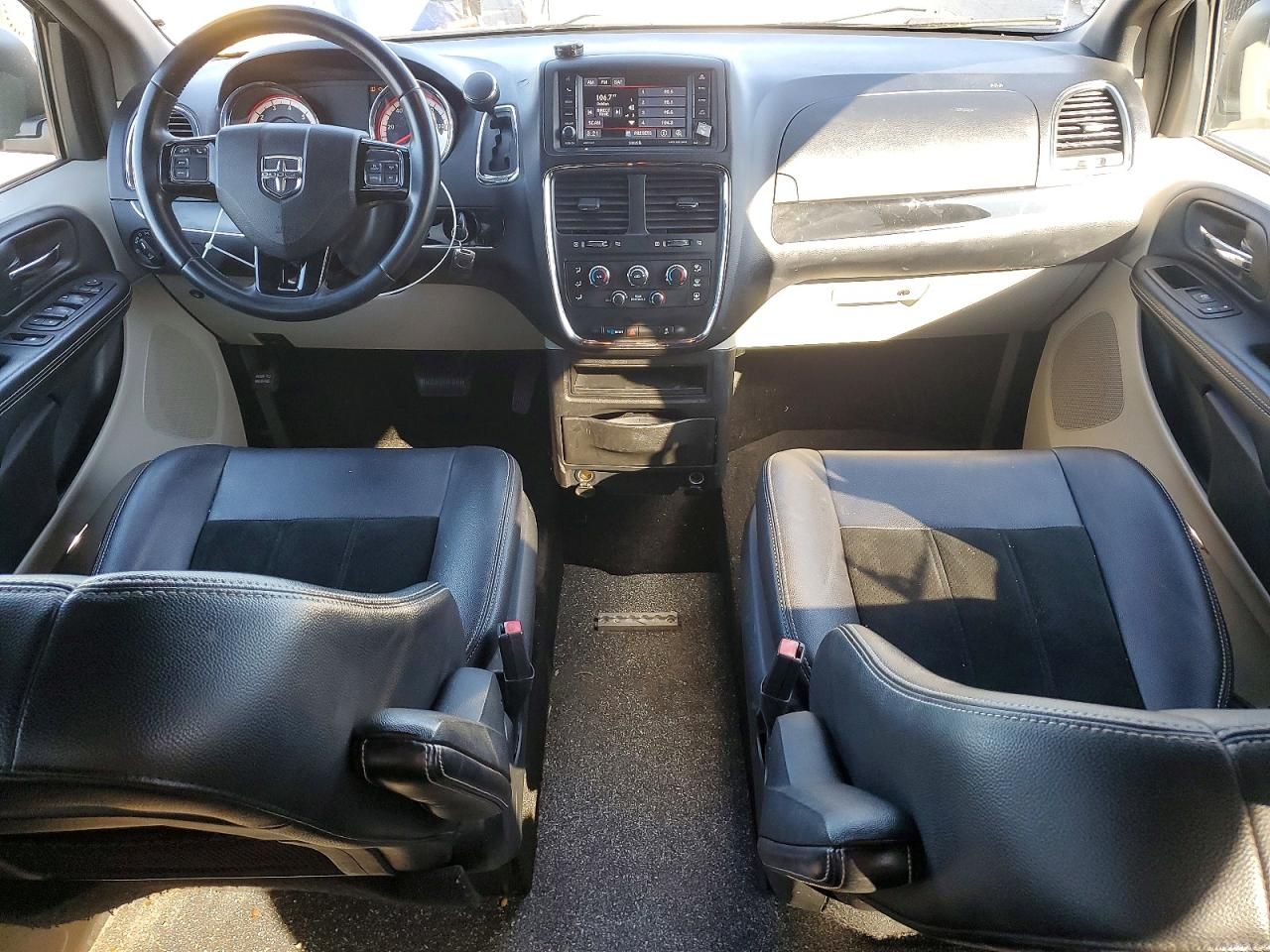 2017 Dodge Grand Caravan sxt