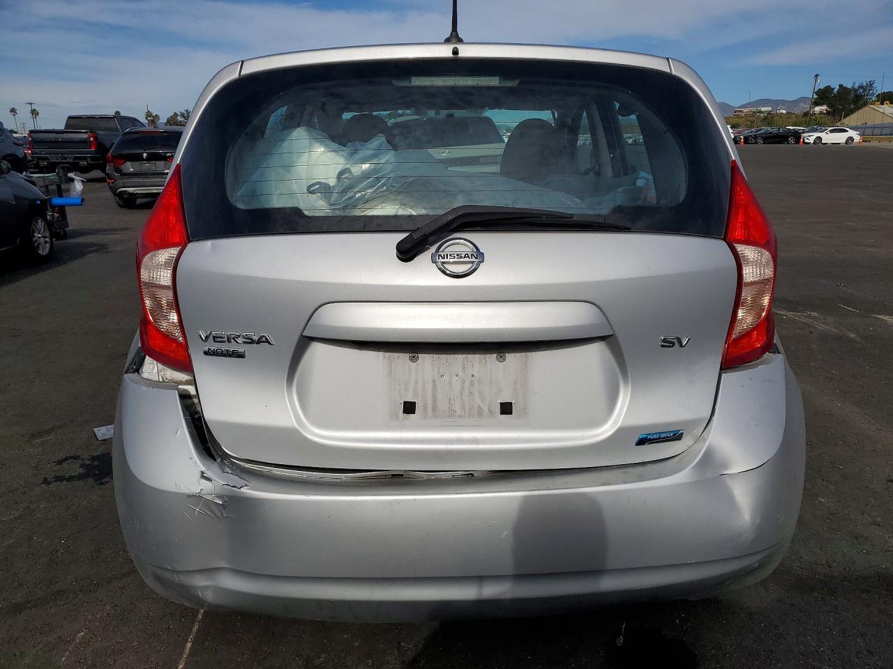 2016 Nissan Versa Note sv