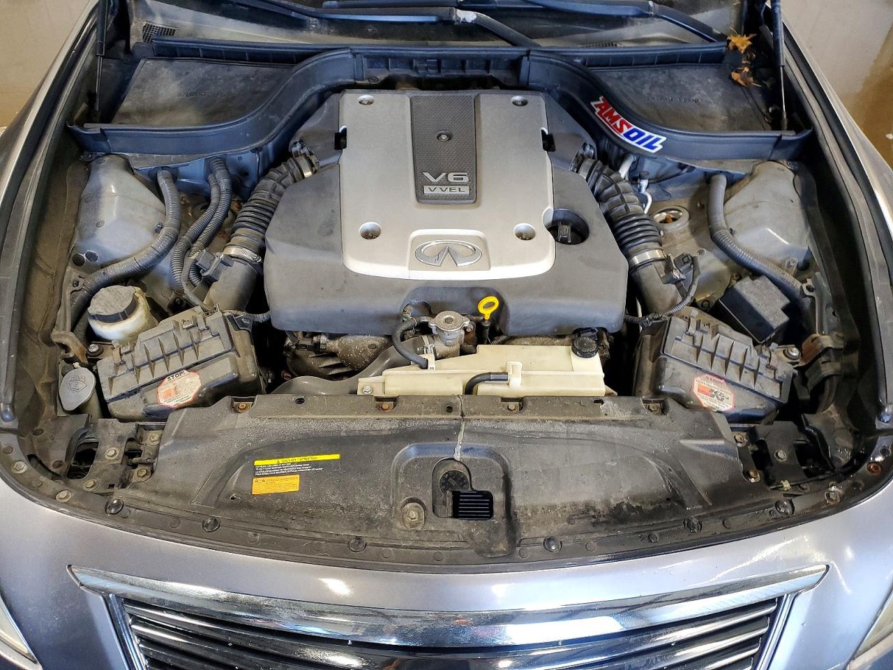 2013 Infiniti G37