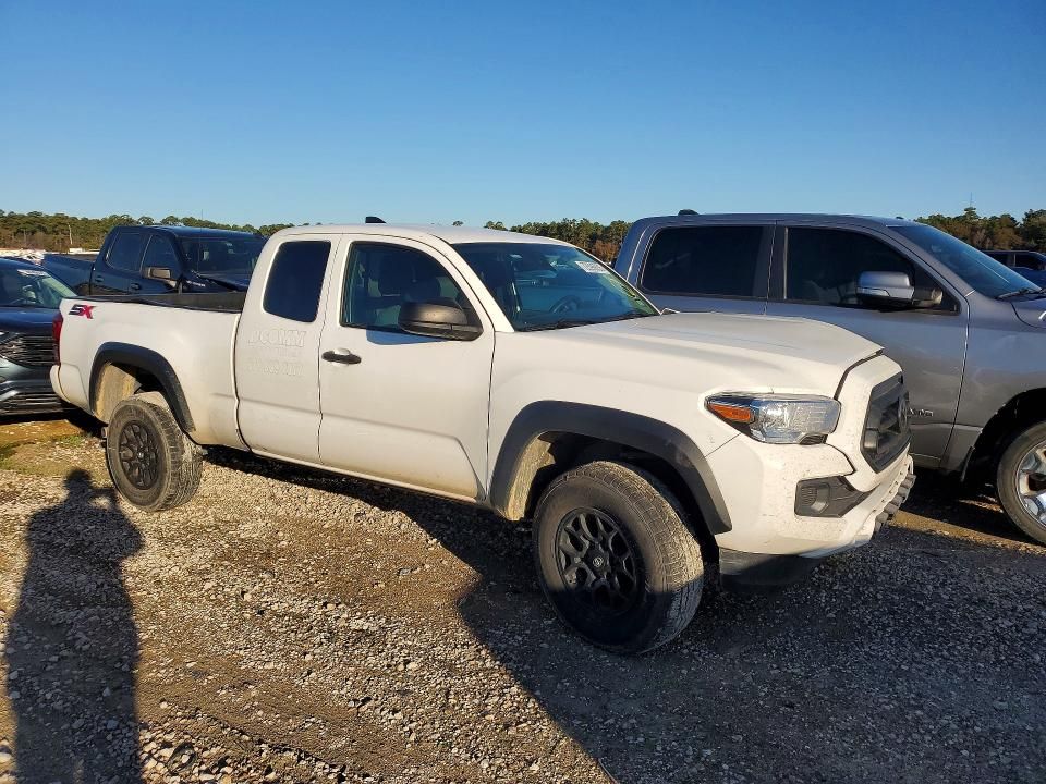 2022 Toyota Tacoma Access cab