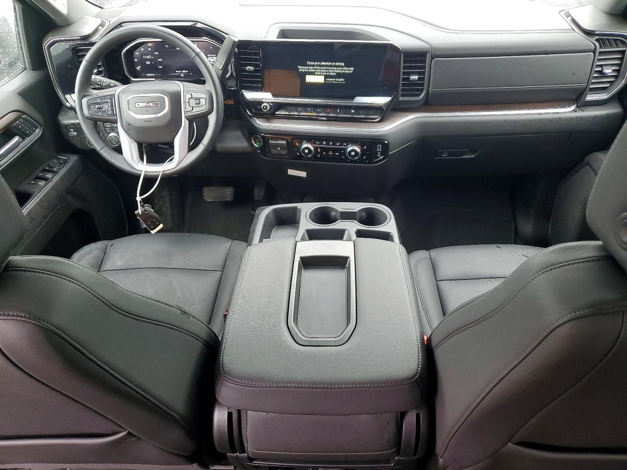 2026 GMC Sierra K1500 slt