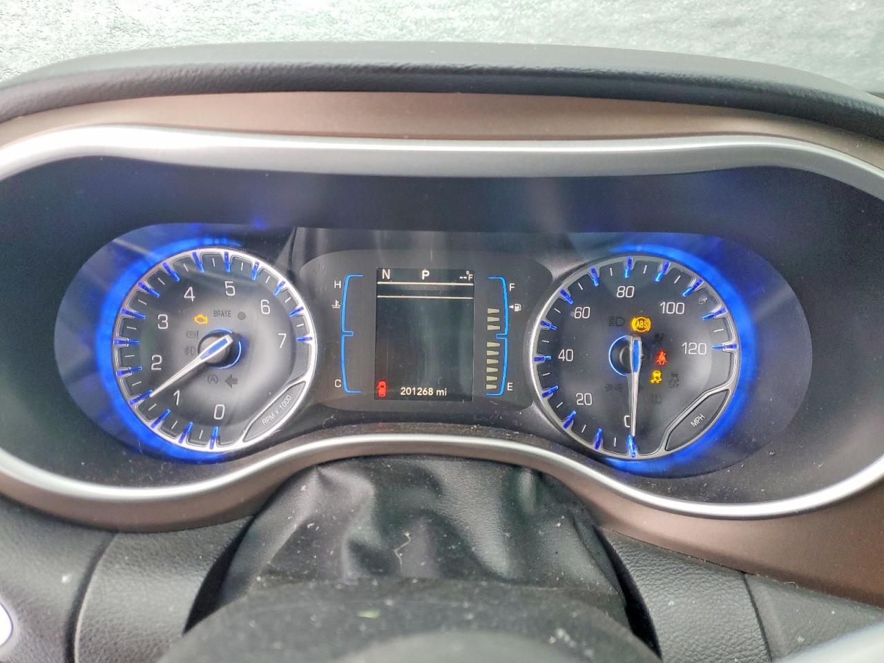 2017 Chrysler Pacifica Touring l