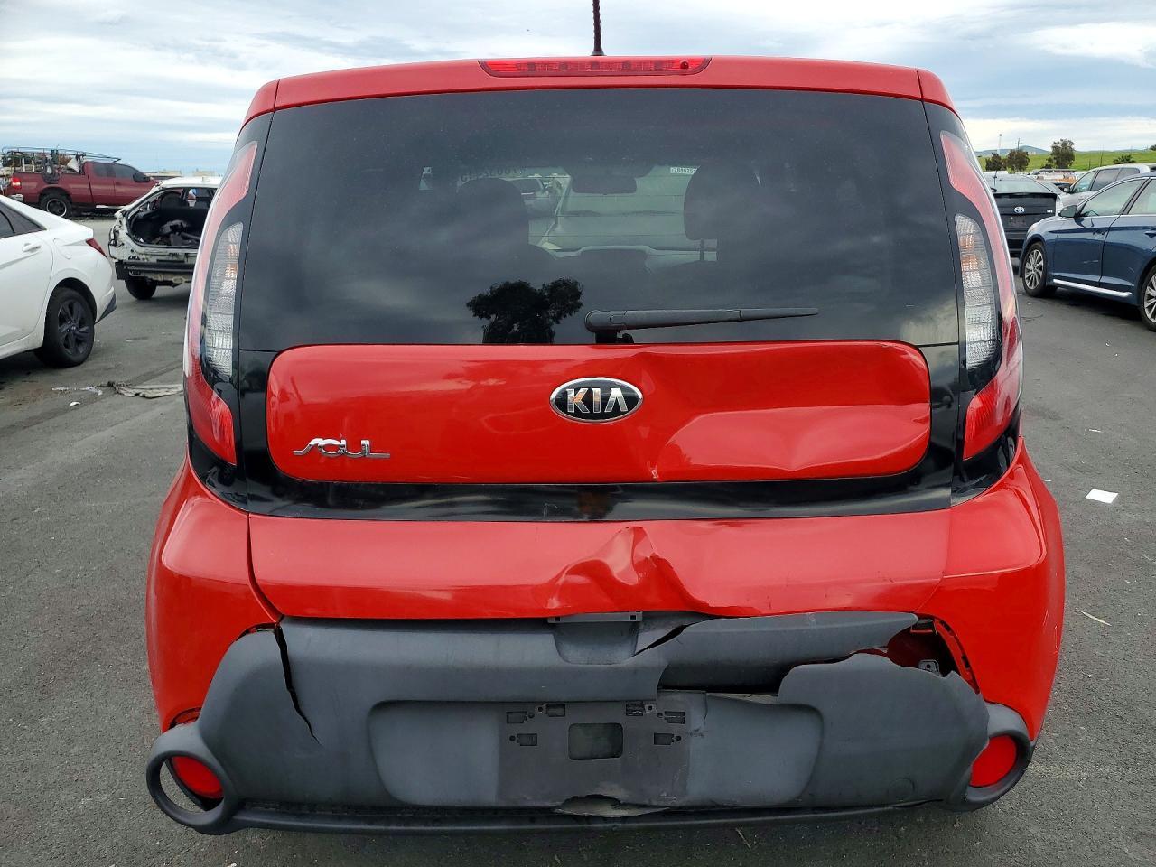 2015 KIA Soul +