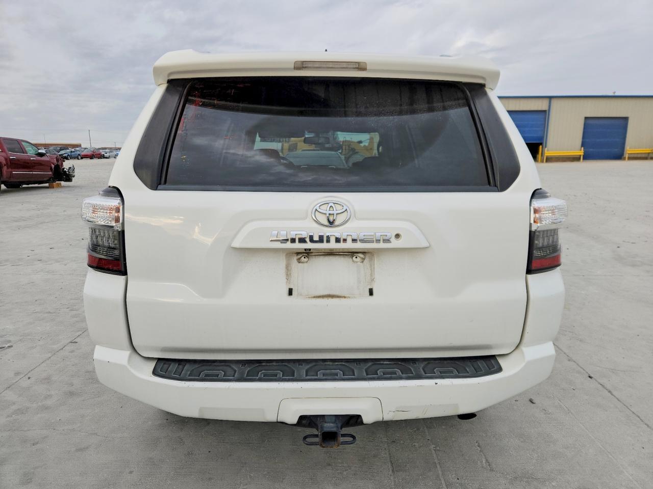 2014 Toyota 4runner SR5